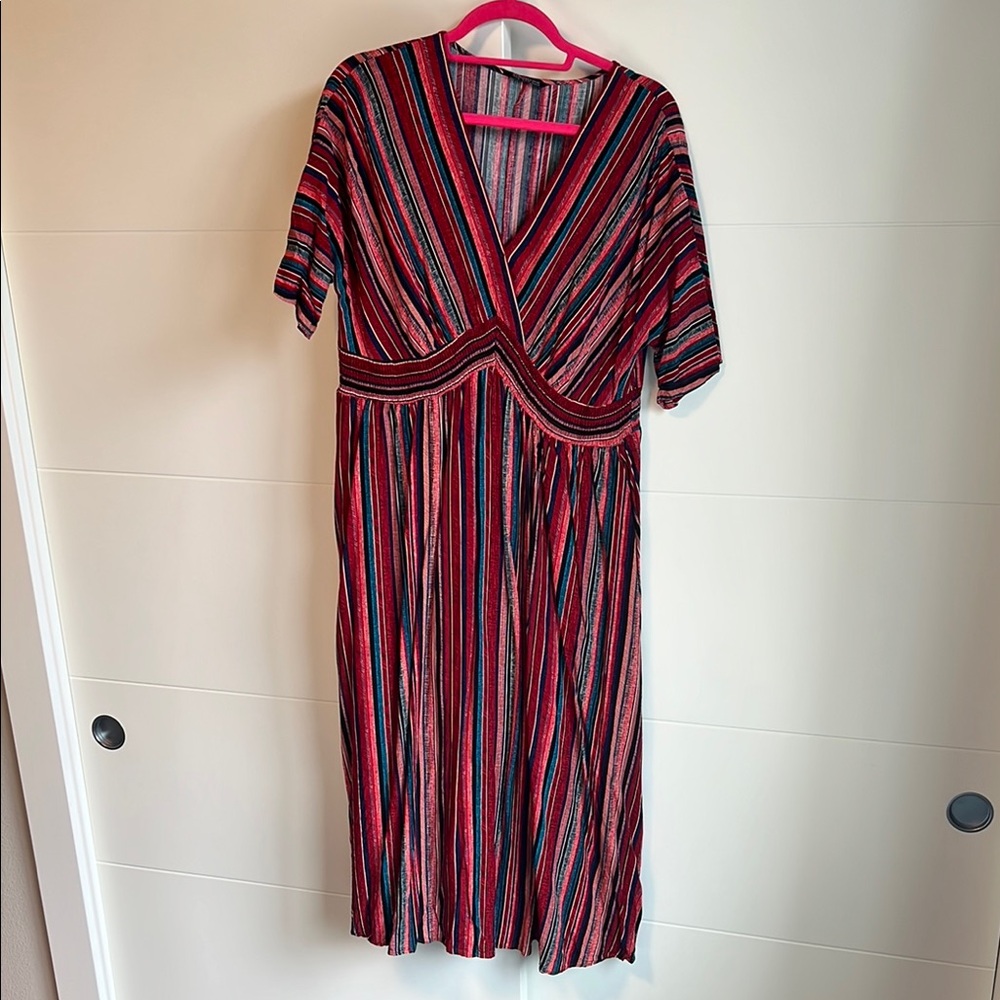Blue Red V-Neck Dress w/ sleeves and pockets